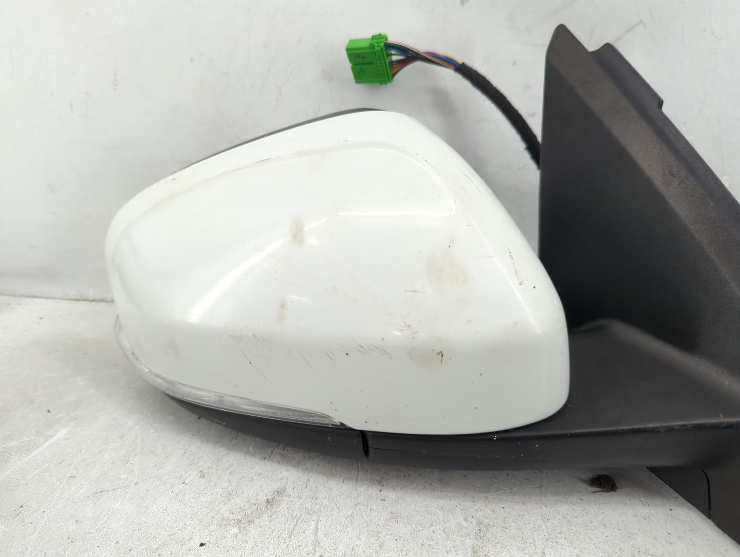 2011-2018 Volvo S60 Passenger Side View Mirror - Right Door Mirror OEM Used - Oemusedautoparts1.com