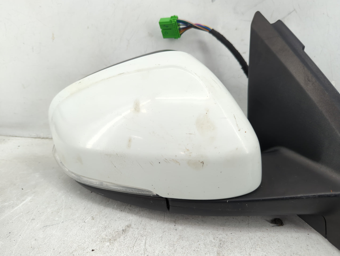 2011-2018 Volvo S60 Passenger Side View Mirror - Right Door Mirror OEM Used - Oemusedautoparts1.com