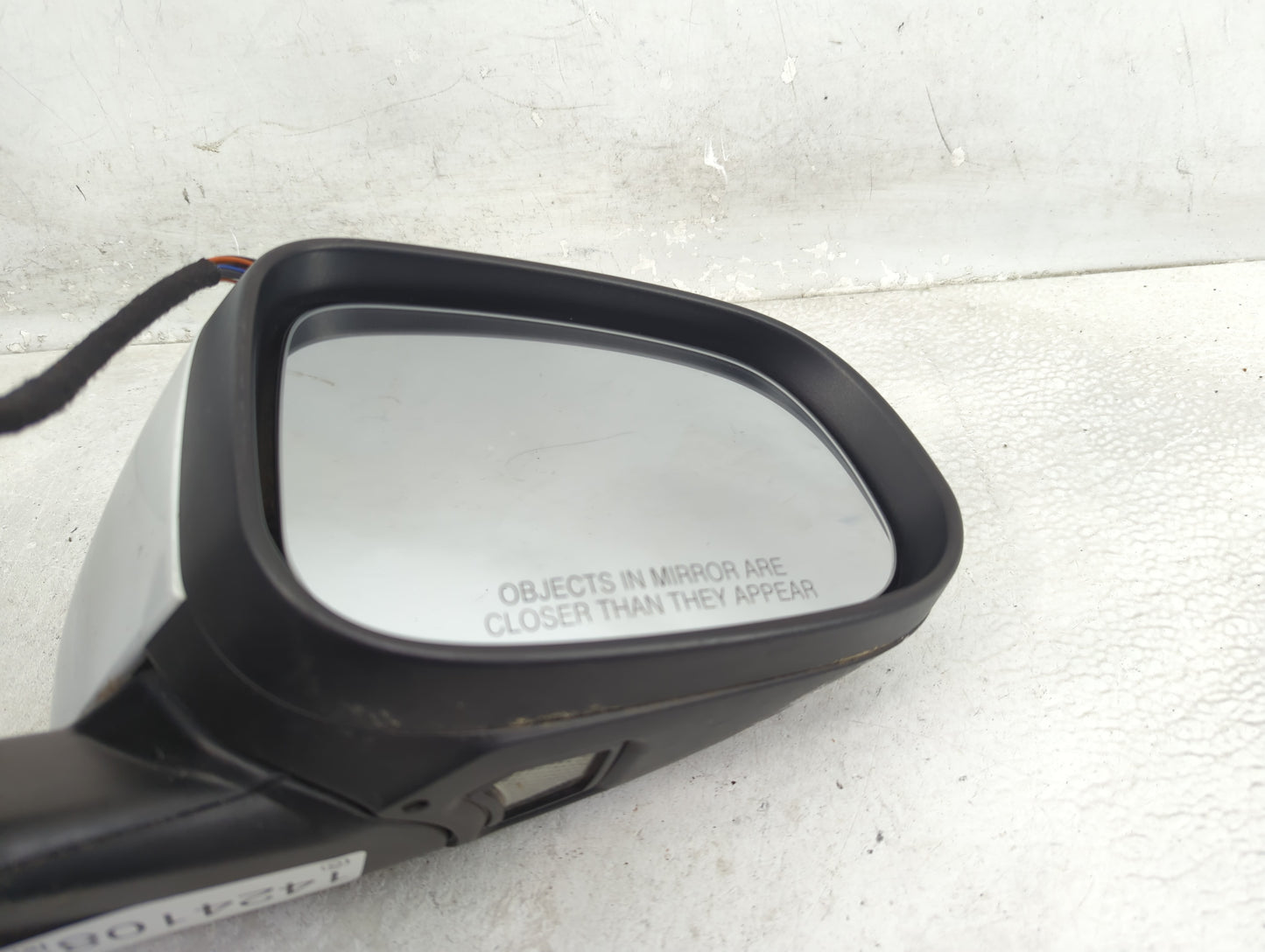 2011-2018 Volvo S60 Passenger Side View Mirror - Right Door Mirror OEM Used - Oemusedautoparts1.com