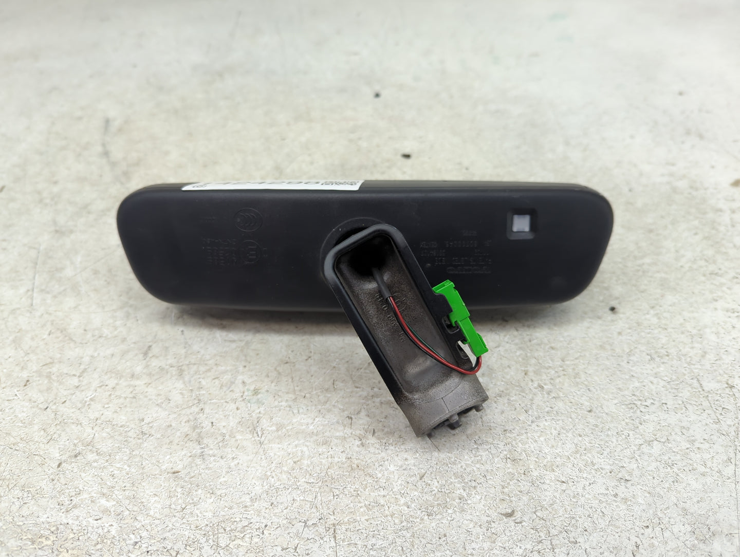 2011-2013 Volvo S60 Interior Rear View Mirror Replacement OEM P/N:30799044 Fits Fits 2011 2012 2013 OEM Used Auto Parts - Oe