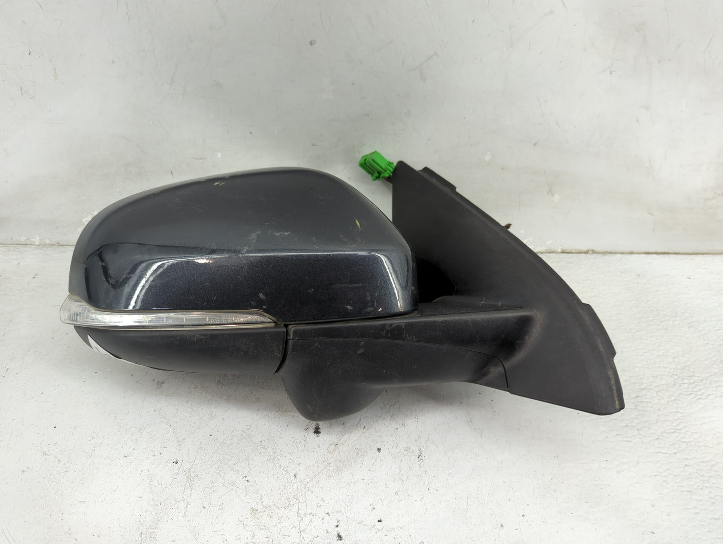 2011-2013 Volvo S60 Passenger Side View Mirror - Right Door Mirror OEM Used - Oemusedautoparts1.com