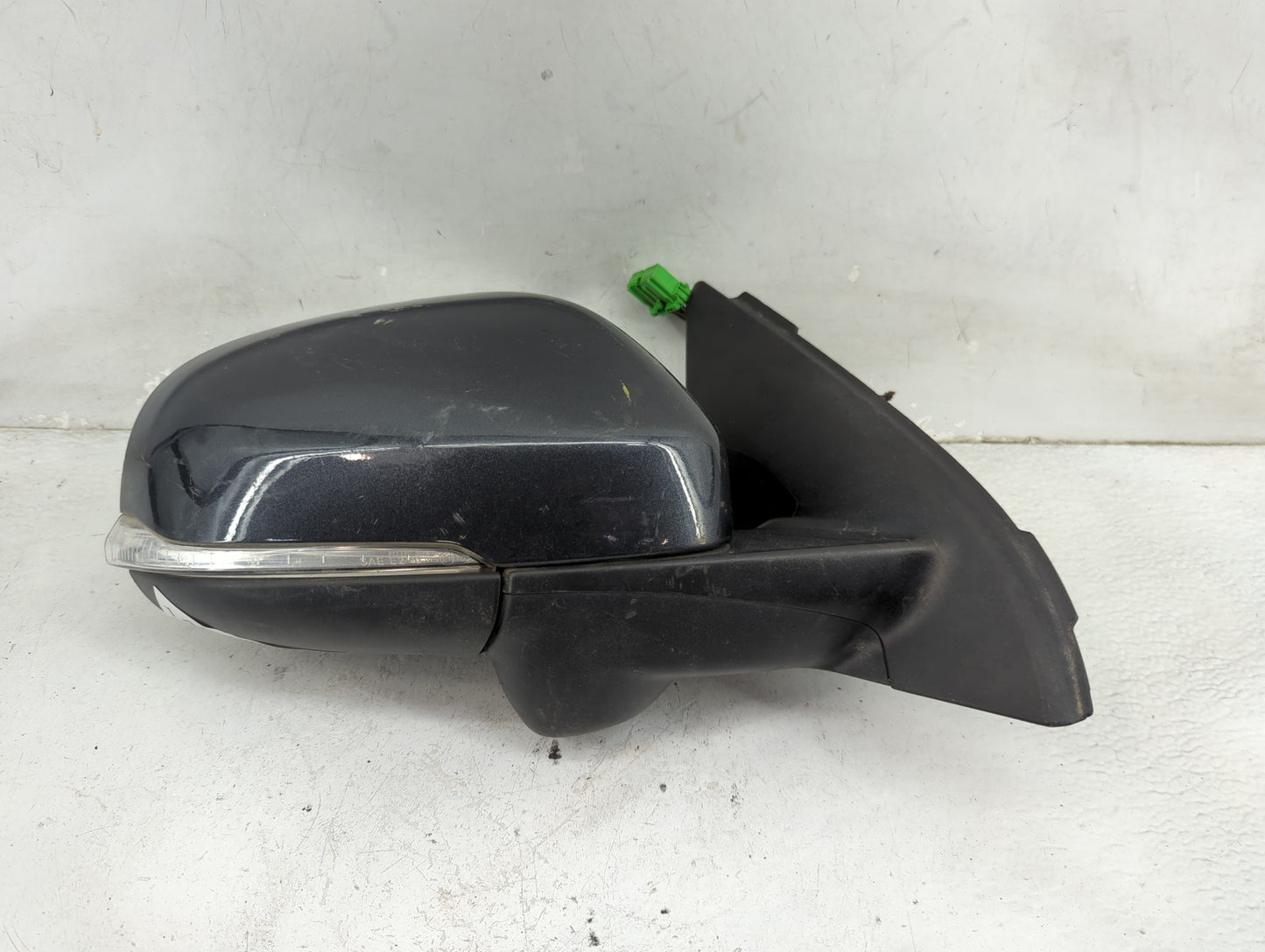 2011-2013 Volvo S60 Passenger Side View Mirror - Right Door Mirror OEM Used - Oemusedautoparts1.com
