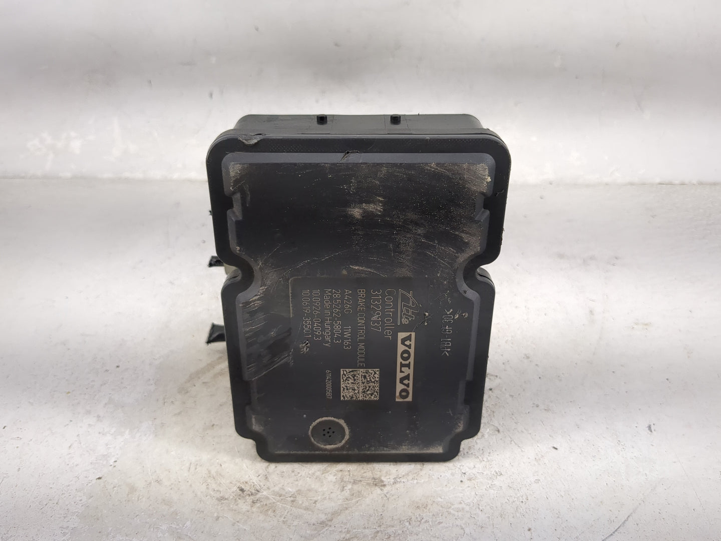 2011-2016 Volvo S60 ABS Pump Control Module Replacement P/N:31329137 28.5262-5804.3 Fits Fits 2011 2012 2013 2014 2015 2016 