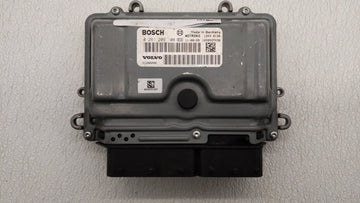 2012 Volvo S60 PCM Engine Control Computer ECU ECM PCU OEM P/N:0 261 209 108 31286086, 1343 0003 Fits OEM Used Auto Parts - 