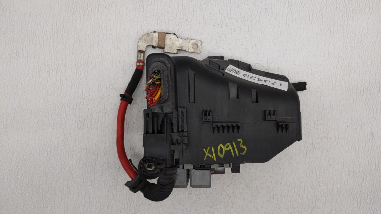 2014 Volvo S60 Fusebox Fuse Box Panel Relay Module P/N:6G9T-14A067-CA 6G9T-14A076-MB Fits Fits 2011 2012 OEM Used Auto Parts