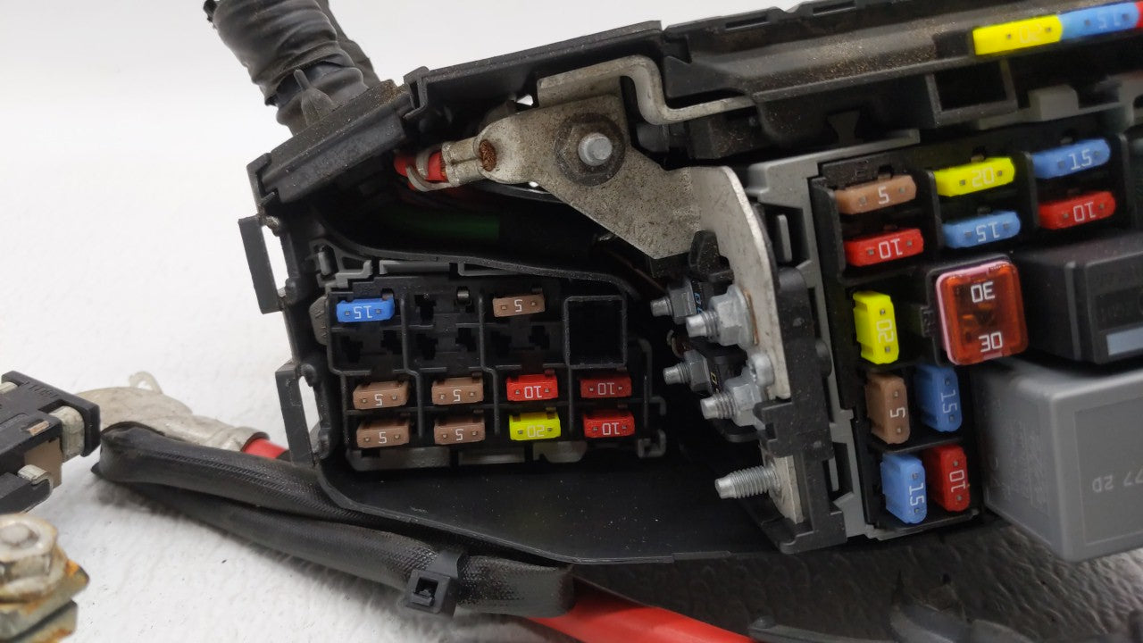 2014 Volvo S60 Fusebox Fuse Box Panel Relay Module P/N:6G9T-14A067-CA 6G9T-14A076-MB Fits Fits 2011 2012 OEM Used Auto Parts