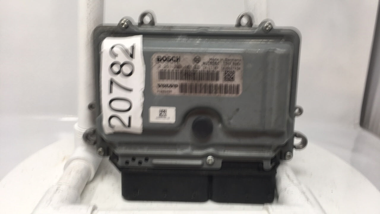 2012 Volvo S60 PCM Engine Control Computer ECU ECM PCU OEM P/N:0 261 209 108 Fits OEM Used Auto Parts - Oemusedautoparts1.co