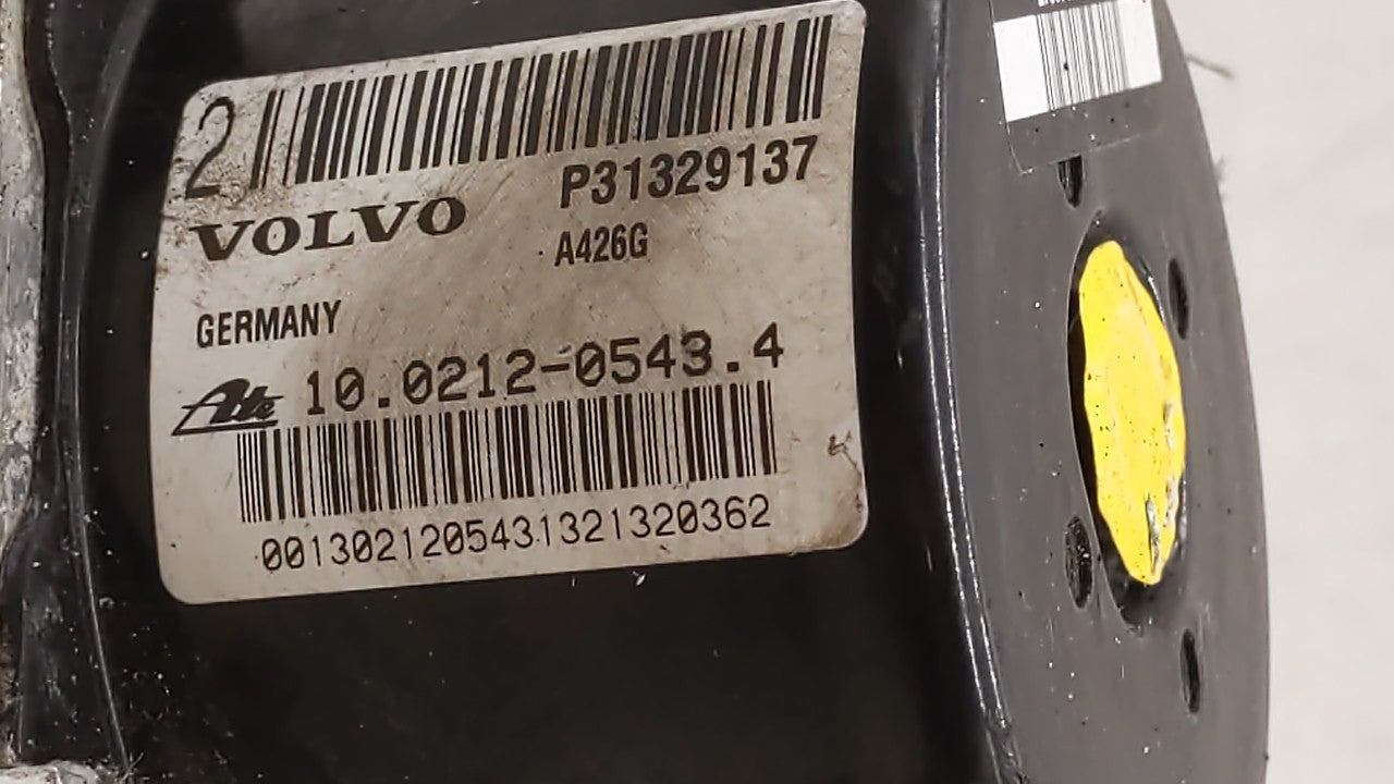 2014-2016 Volvo S60 ABS Pump Control Module Replacement P/N:P31400101 P31400544, P31329137 Fits Fits 2014 2015 2016 OEM Used