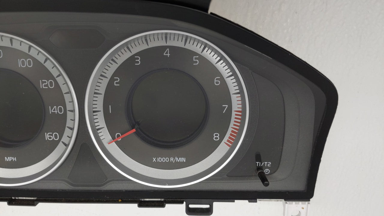 2012 Volvo S60 Instrument Cluster Speedometer Gauges P/N:31343326AA 31296371AB Fits Fits 2011 2013 2014 OEM Used Auto Parts 