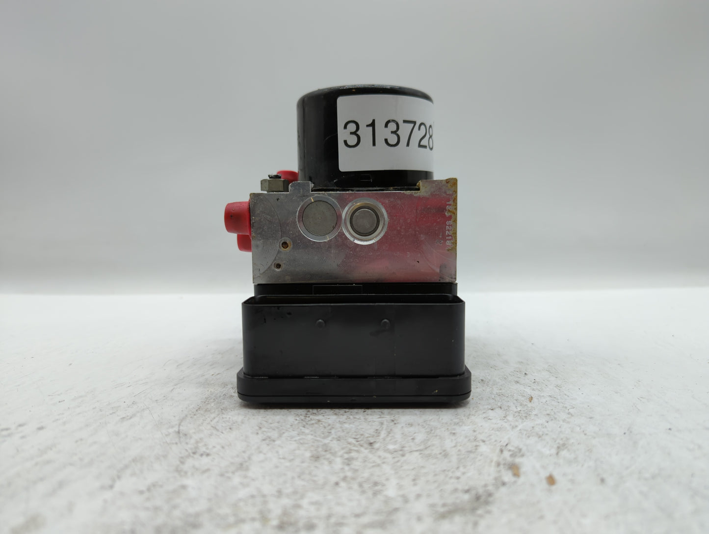 2014-2016 Volvo S60 ABS Pump Control Module Replacement P/N:P31400101 P31400544, P31329137 Fits Fits 2014 2015 2016 OEM Used
