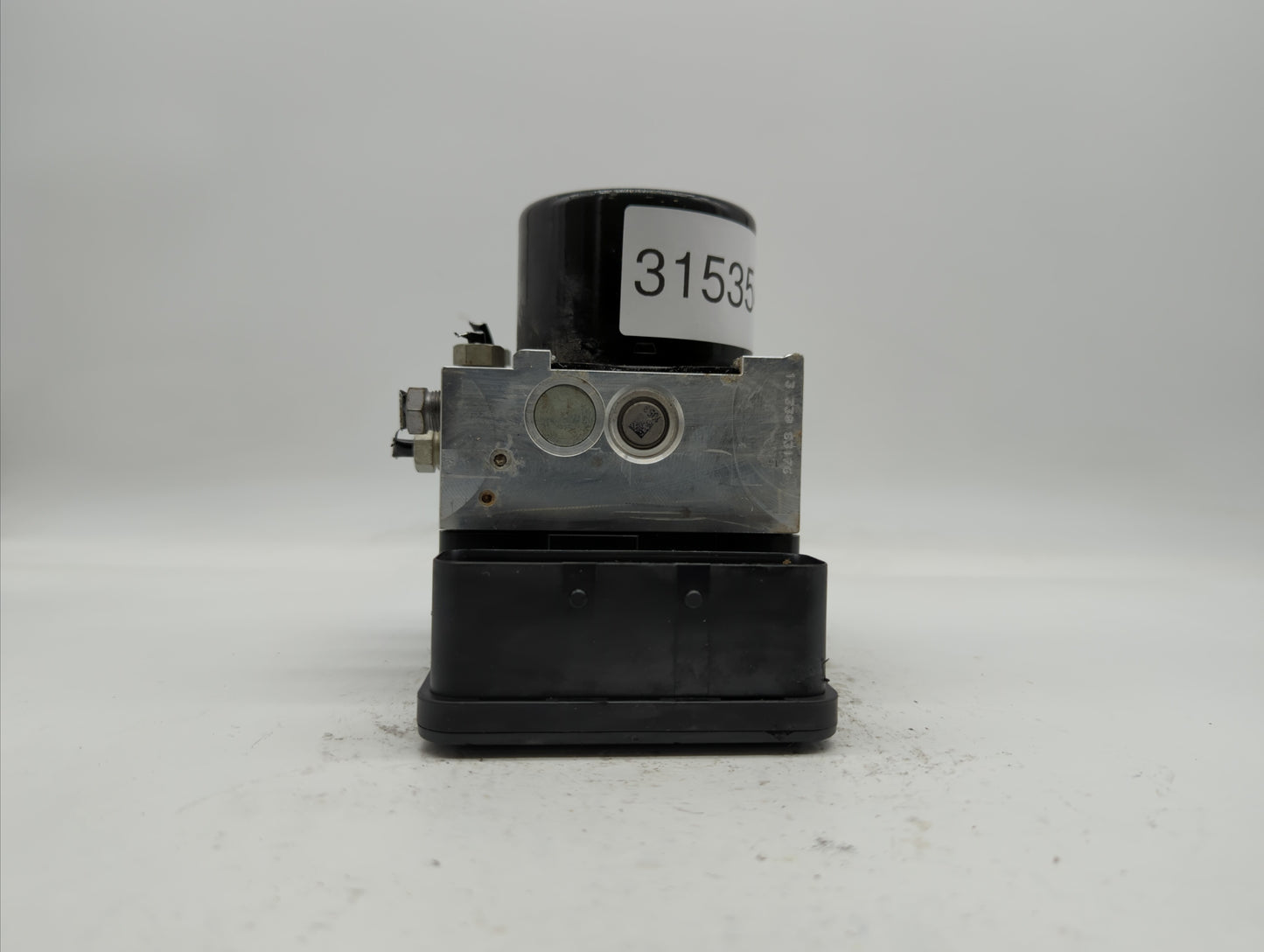 2014-2016 Volvo S60 ABS Pump Control Module Replacement P/N:P31400101 P31400544, P31329137 Fits Fits 2014 2015 2016 OEM Used