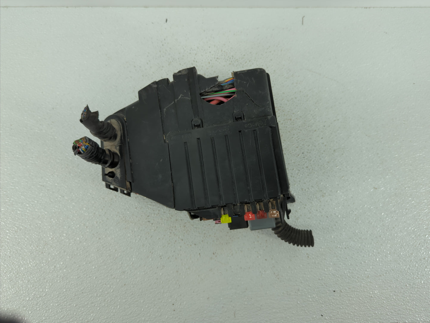 2014 Volvo S60 Fusebox Fuse Box Panel Relay Module P/N:6G9T-14A067-CA 6G9T-14A076-MB Fits Fits 2011 2012 OEM Used Auto Parts