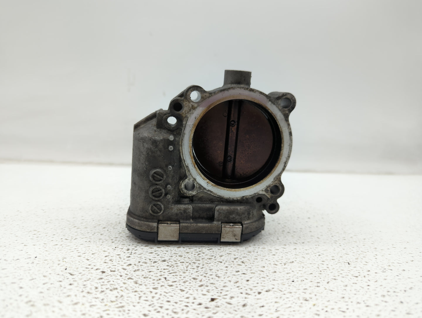 2012 Volvo S60 Throttle Body P/N:30711552 0 280 750 146 Fits Fits 2004 2005 2006 2007 2008 2009 2010 2011 2013 OEM Used Auto