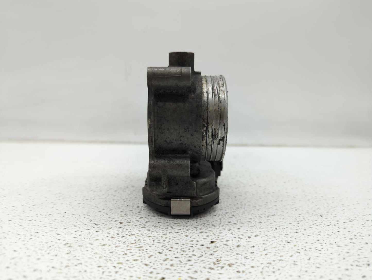 2012 Volvo S60 Throttle Body P/N:30711552 0 280 750 146 Fits Fits 2004 2005 2006 2007 2008 2009 2010 2011 2013 OEM Used Auto