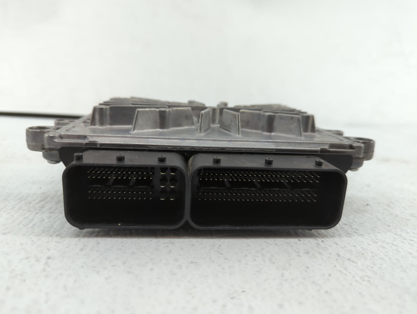 2012 Volvo S60 PCM Engine Control Computer ECU ECM PCU OEM P/N:0 261 209 563 0 261 209 108, 31286086, 1343 0003 Fits OEM Use