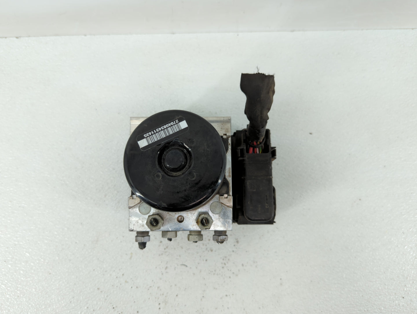 2014-2016 Volvo S60 ABS Pump Control Module Replacement P/N:P31329137 P31400101, P31400544 Fits Fits 2014 2015 2016 OEM Used