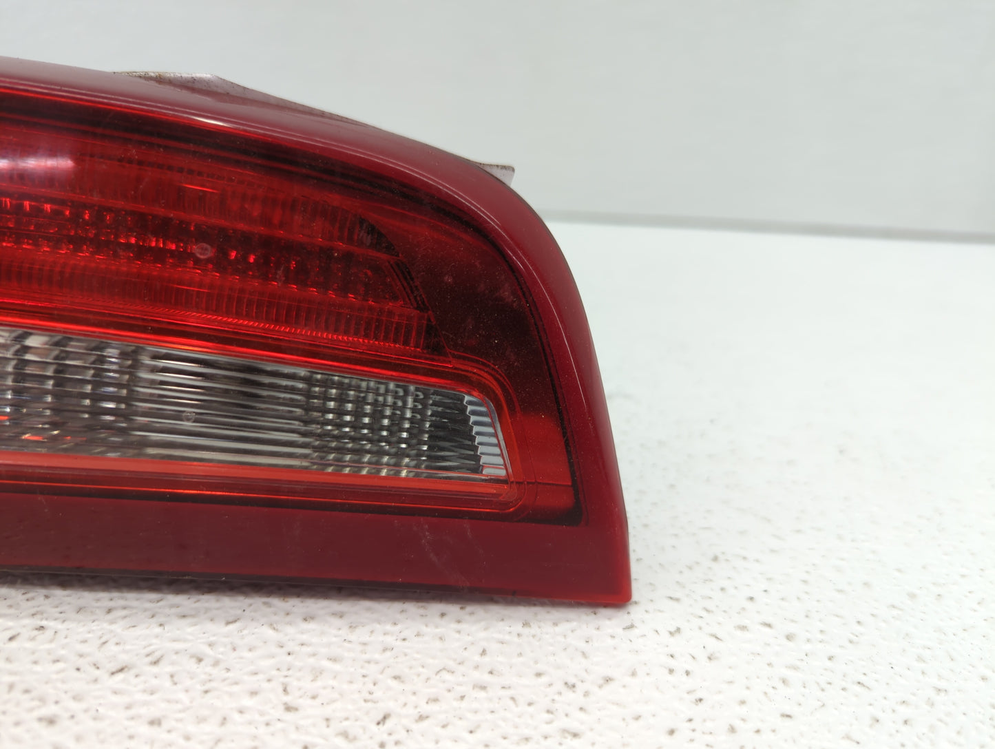 2011-2018 Volvo S60 Tail Light Assembly Driver Left OEM P/N:30796271 Fits Fits 2011 2012 2013 2014 2015 2016 2017 2018 OEM U