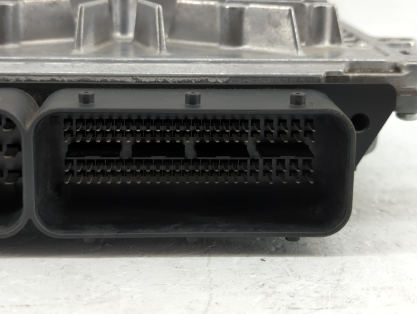 2012 Volvo S60 PCM Engine Control Computer ECU ECM PCU OEM P/N:1343 0583 1344 0798, 0 261 209 563, 0 261 209 108, 31286086 F