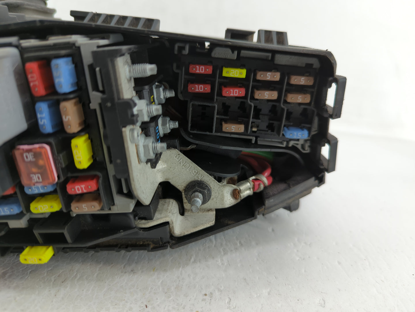 2009-2012 Volvo S60 Fusebox Fuse Box Panel Relay Module P/N:6G9T-14A067-CA Fits Fits 2009 2010 2011 2012 OEM Used Auto Parts