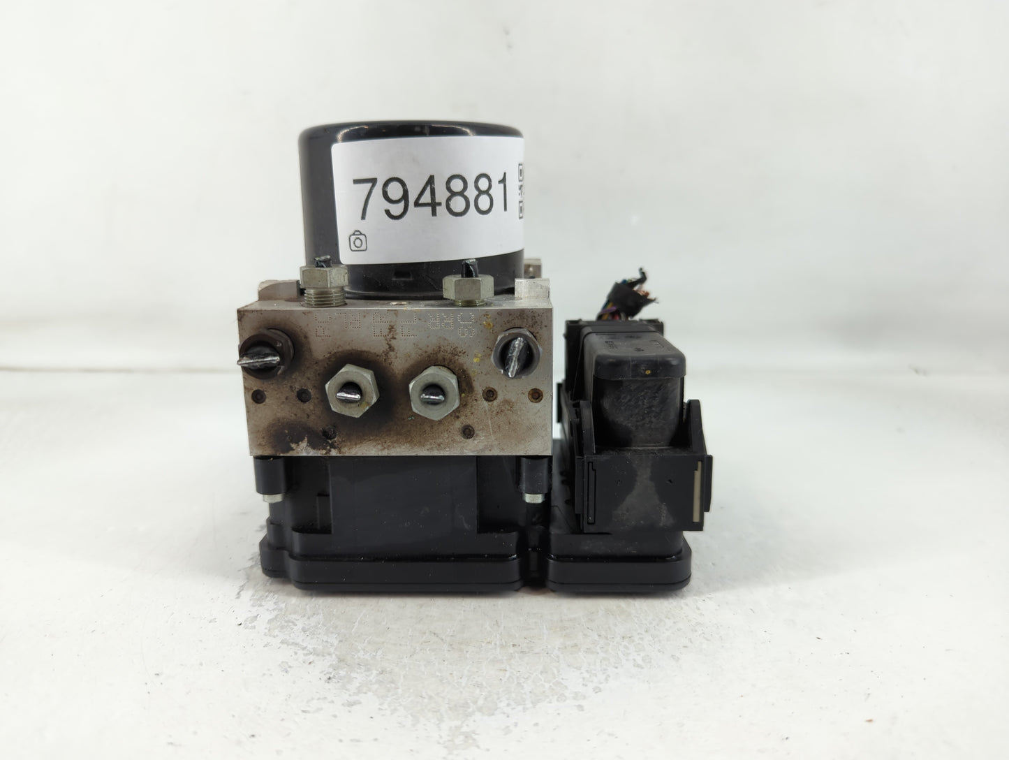 2011-2016 Volvo S60 ABS Pump Control Module Replacement P/N:31329137 Fits Fits 2011 2012 2013 2014 2015 2016 OEM Used Auto P