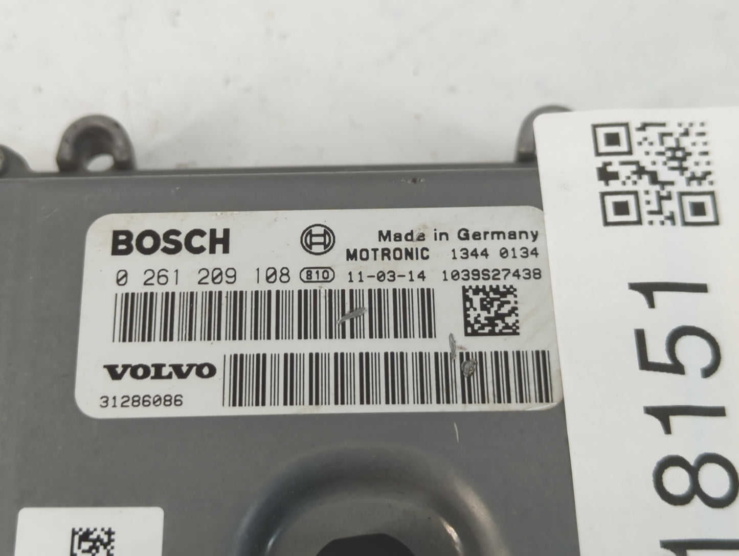 2012 Volvo S60 PCM Engine Control Computer ECU ECM PCU OEM P/N:0 261 209 108 Fits OEM Used Auto Parts - Oemusedautoparts1.co