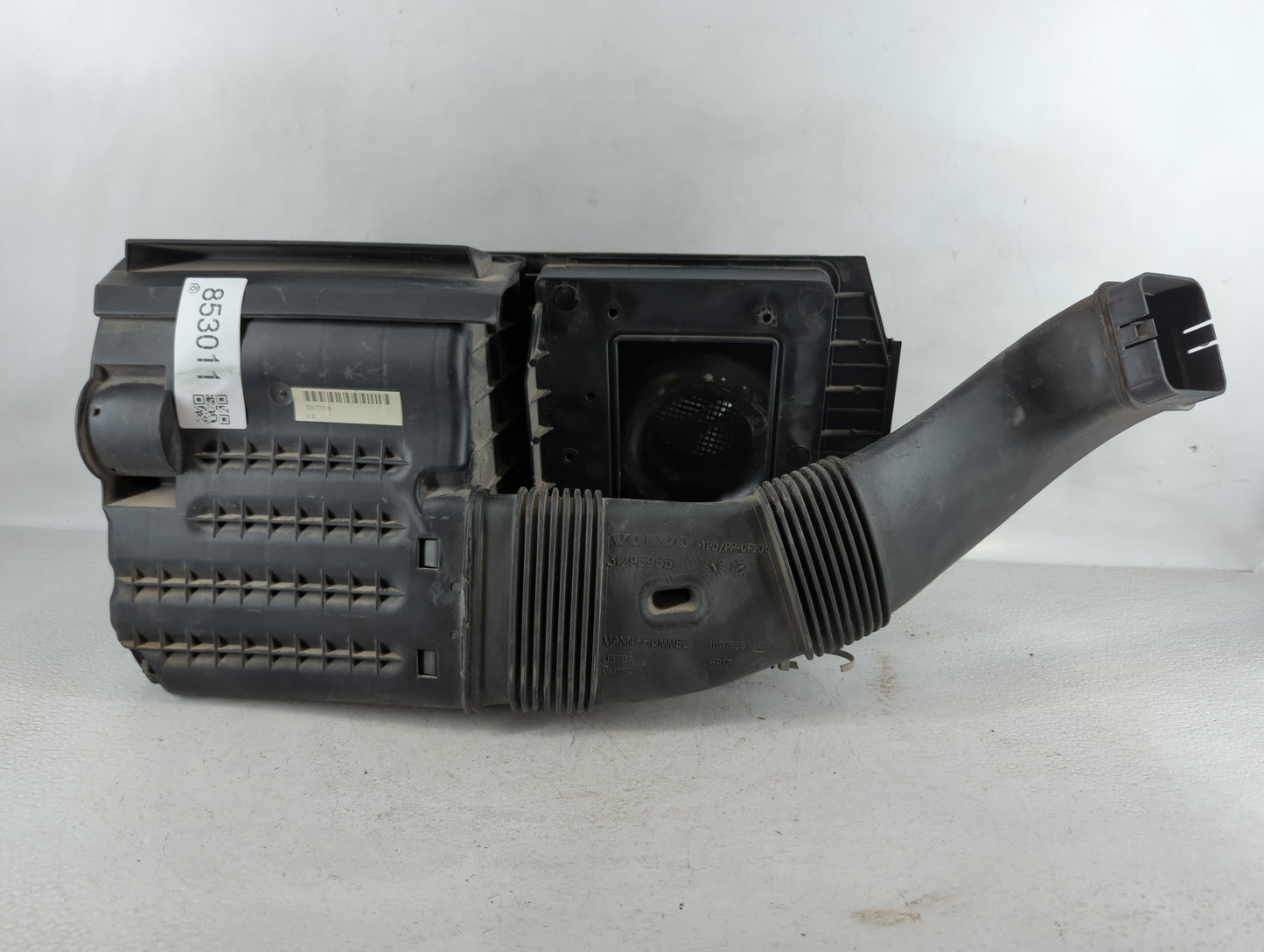 2012 Volvo S60 Air Cleaner Intake-duct Hose Tube - Oemusedautoparts1.com