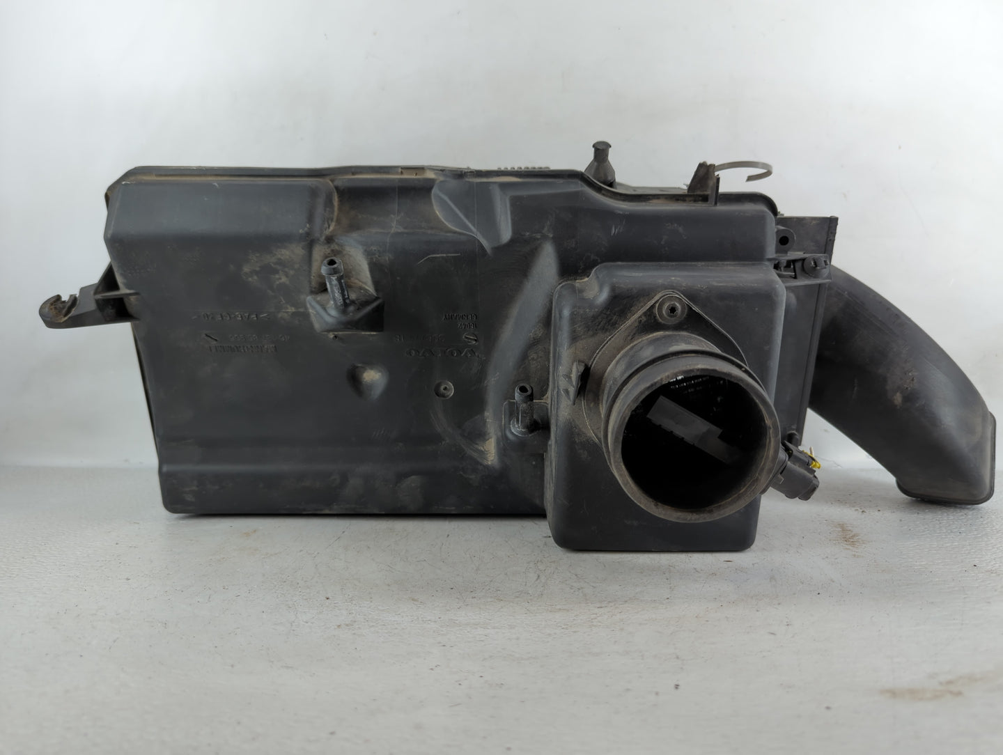 2012 Volvo S60 Air Cleaner Intake-duct Hose Tube - Oemusedautoparts1.com