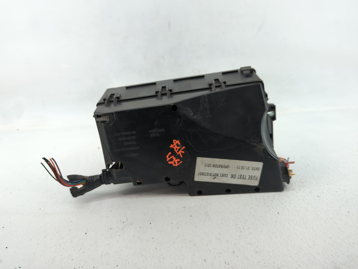 2012 Volvo S70 Fusebox Fuse Box Panel Relay Module P/N:518818000 Fits Fits 2010 2011 2013 OEM Used Auto Parts - Oemusedautop