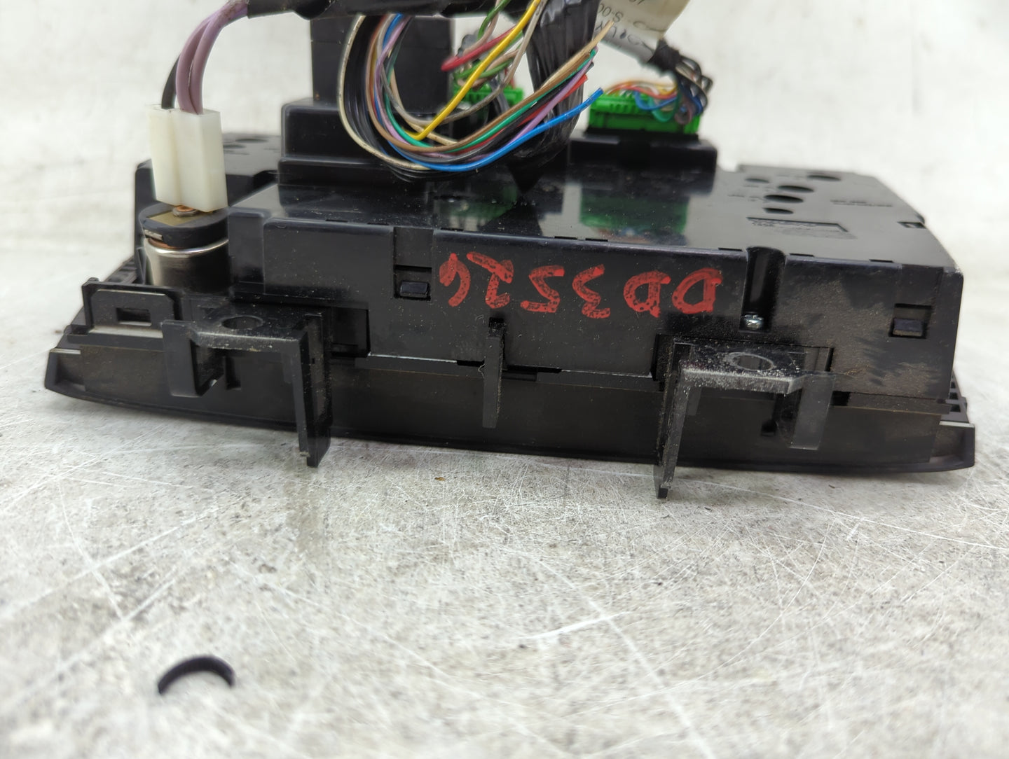 2012 Volvo S80 Climate Control Module Temperature AC/Heater Replacement P/N:8665197 90.09099/2.2, 88739 Fits OEM Used Auto P