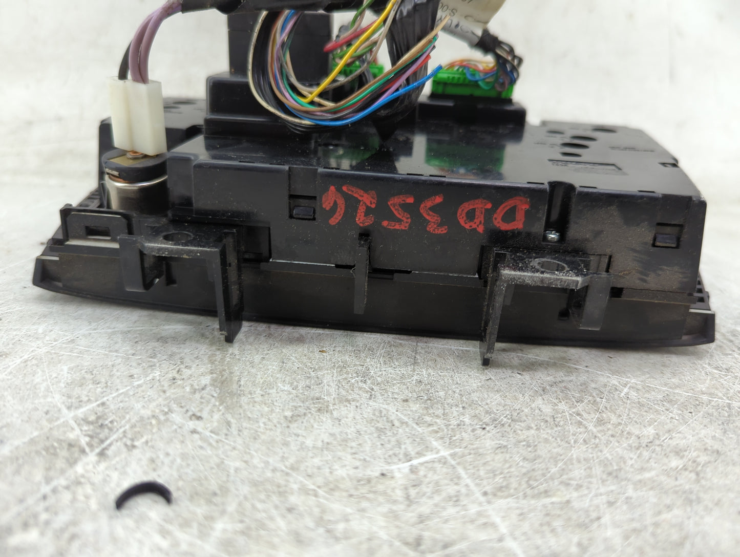 2012 Volvo S80 Climate Control Module Temperature AC/Heater Replacement P/N:8665197 90.09099/2.2, 88739 Fits OEM Used Auto P