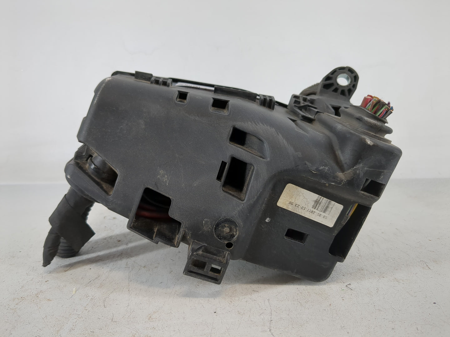 2013 Volvo V60 Fusebox Fuse Box Panel Relay Module P/N:21328191 Fits Fits 2011 2012 2014 OEM Used Auto Parts - Oemusedautopa