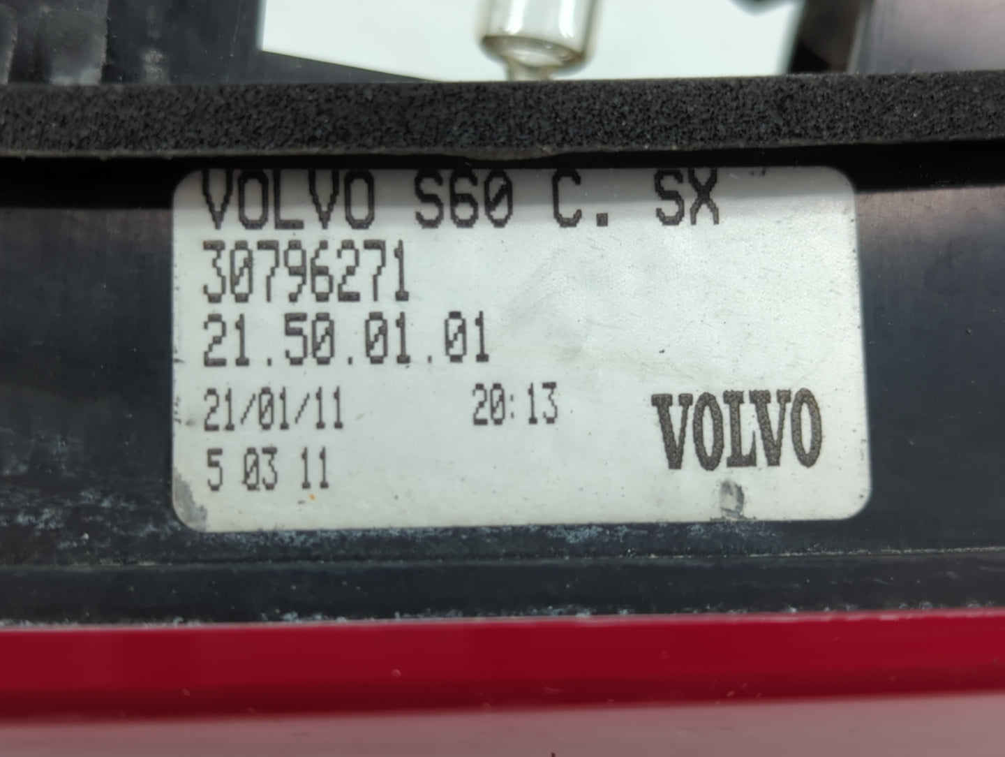2013 Volvo V60 Tail Light Assembly Driver Left OEM P/N:30796271 Fits Fits 2011 2012 2014 2015 2016 2017 2018 OEM Used Auto P