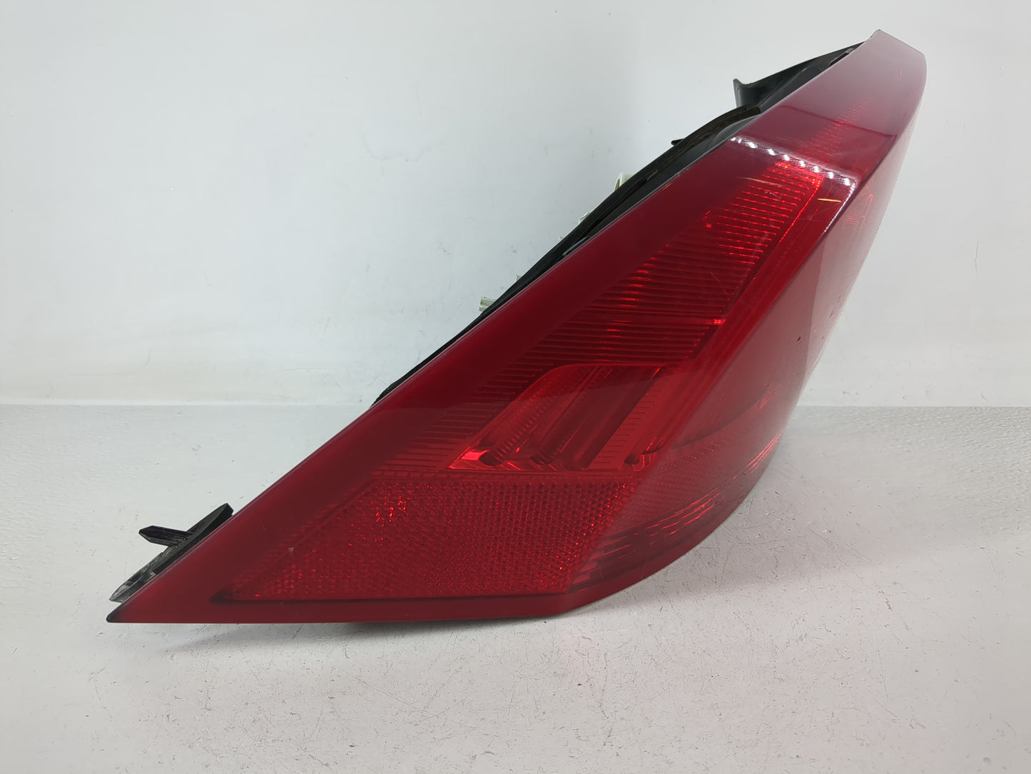 2013 Volvo V60 Tail Light Assembly Driver Left OEM P/N:30796267 Fits Fits 2012 2014 2015 2016 2017 OEM Used Auto Parts - Oem