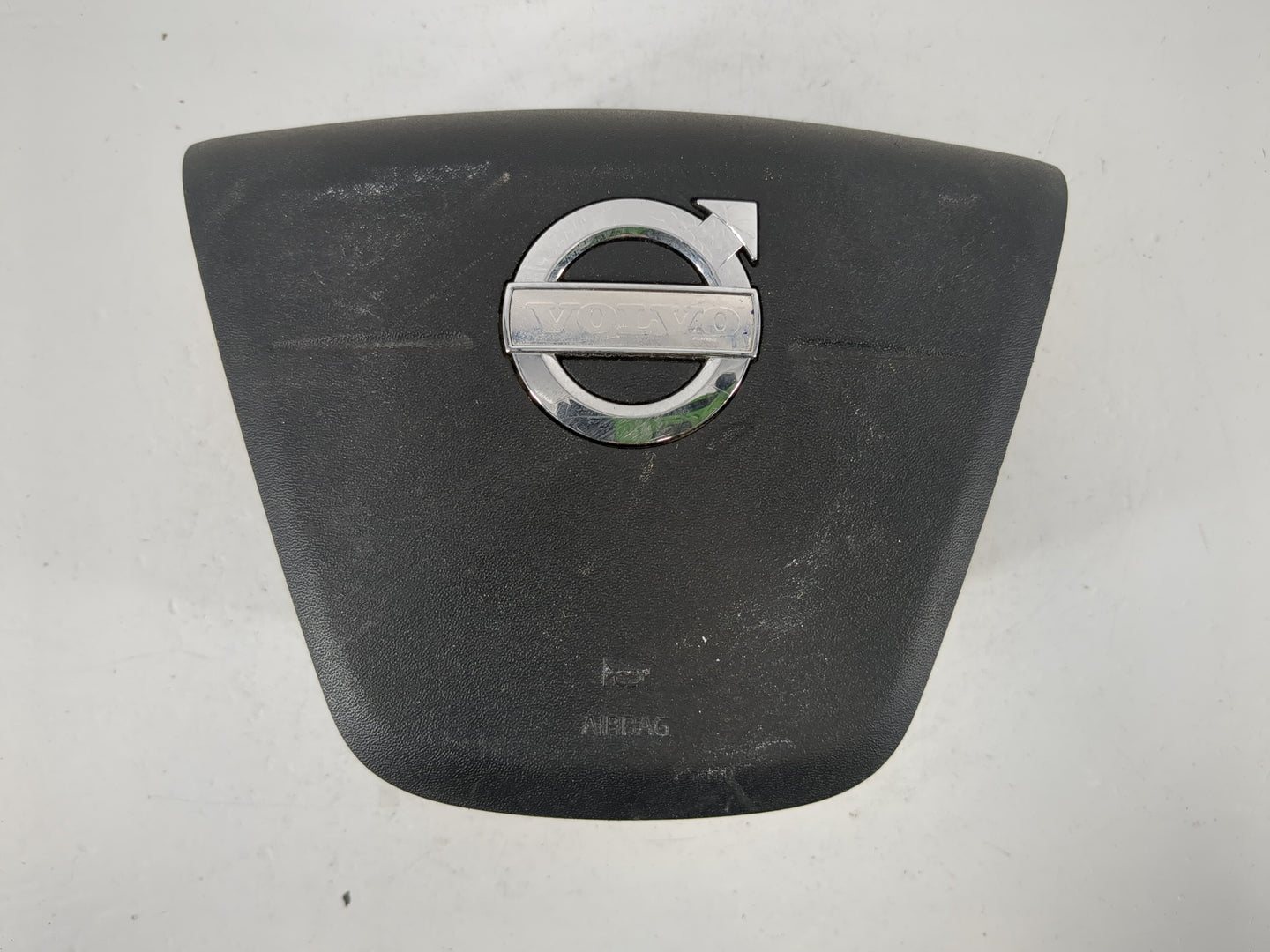 2015-2018 Volvo V60 Air Bag Driver Left Steering Wheel Mounted P/N:P31332246 Fits Fits 2014 2015 2016 2017 2018 OEM Used Aut