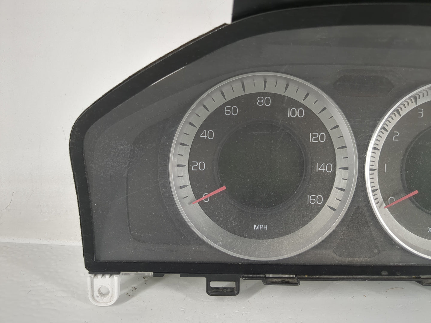 2013 Volvo V60 Instrument Cluster Speedometer Gauges P/N:31296371AB Fits Fits 2011 2012 2014 OEM Used Auto Parts - Oemusedau