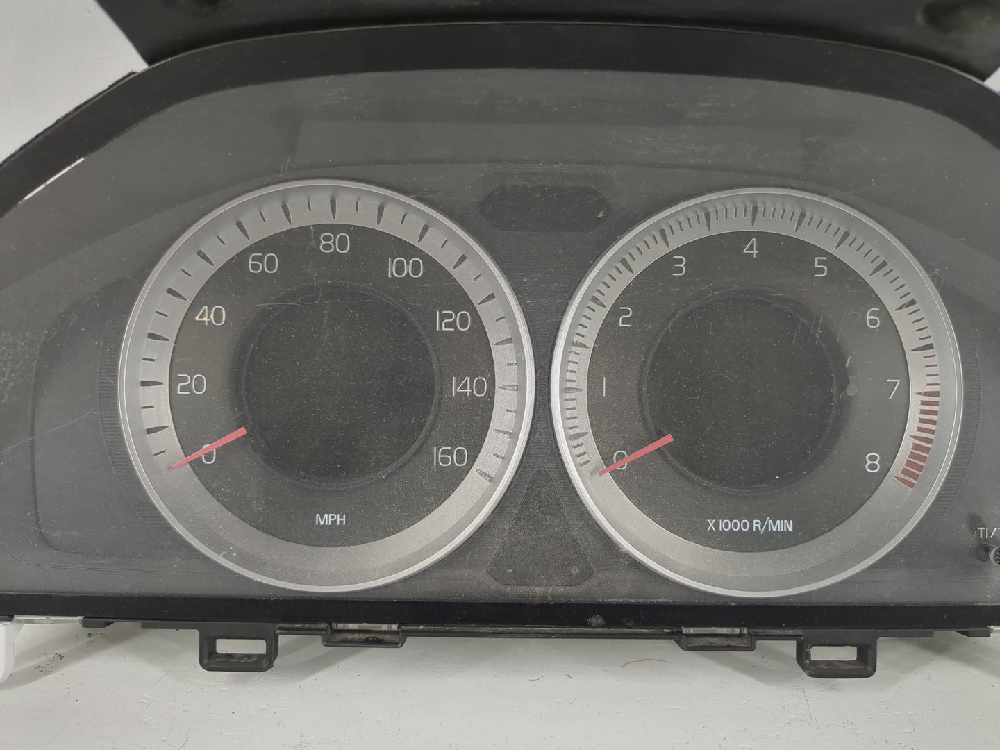 2013 Volvo V60 Instrument Cluster Speedometer Gauges P/N:31296371AB Fits Fits 2011 2012 2014 OEM Used Auto Parts - Oemusedau
