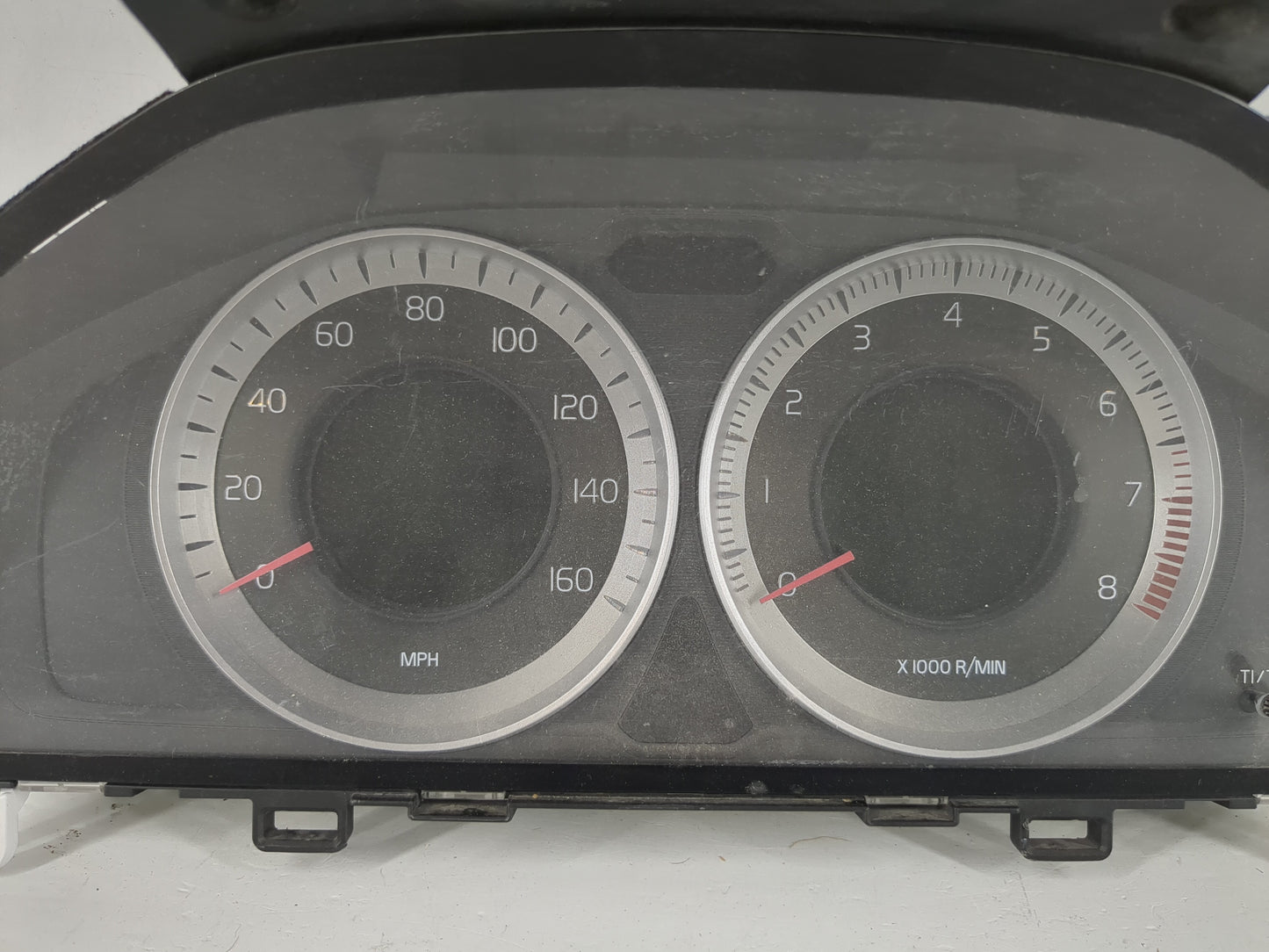 2013 Volvo V60 Instrument Cluster Speedometer Gauges P/N:31296371AB Fits Fits 2011 2012 2014 OEM Used Auto Parts - Oemusedau