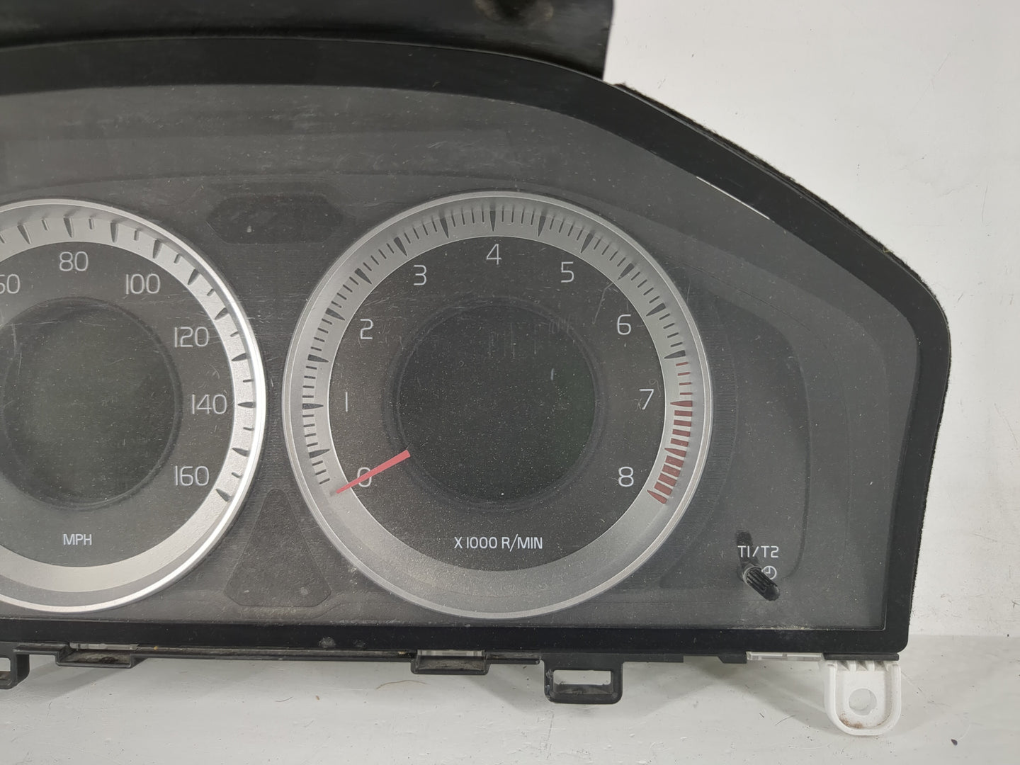 2013 Volvo V60 Instrument Cluster Speedometer Gauges P/N:31296371AB Fits Fits 2011 2012 2014 OEM Used Auto Parts - Oemusedau
