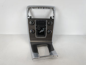 compare product 2013 Volvo V60 Radio AM FM Cd Player Receiver Replacement P/N:8632427 Fits Fits 2011 2012 OEM Used Auto Parts