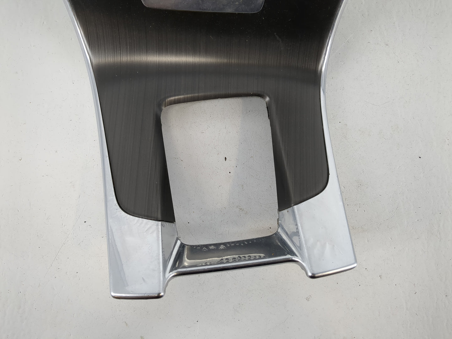 2013 Volvo V60 Radio AM FM Cd Player Receiver Replacement P/N:8632427 Fits Fits 2011 2012 OEM Used Auto Parts - Oemusedautop