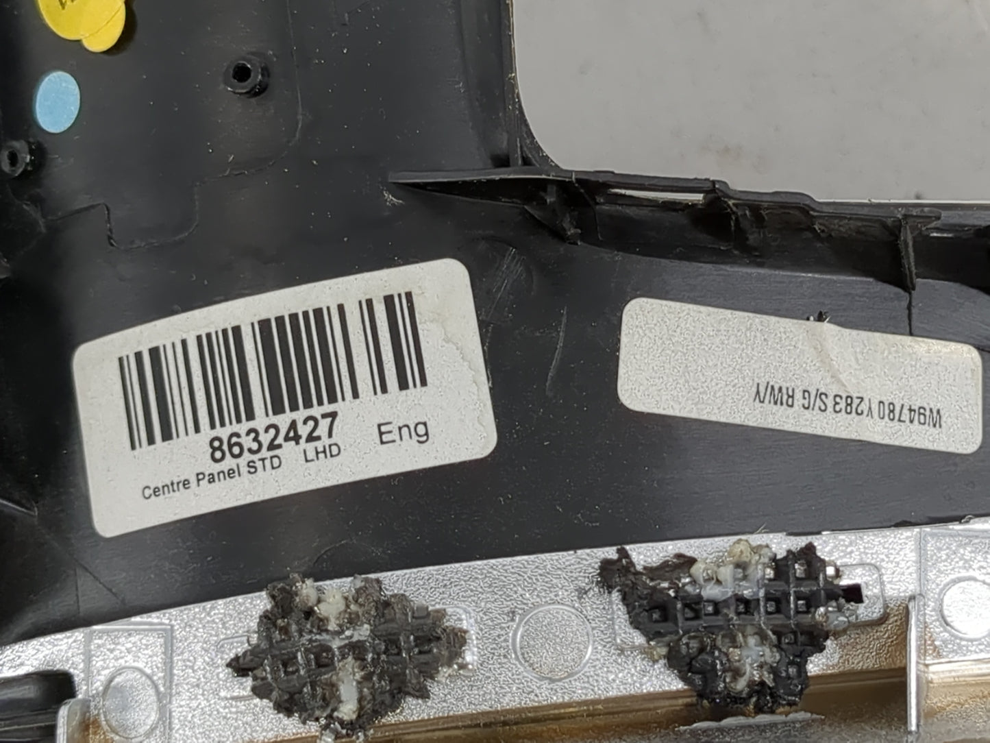 2013 Volvo V60 Radio AM FM Cd Player Receiver Replacement P/N:8632427 Fits Fits 2011 2012 OEM Used Auto Parts - Oemusedautop