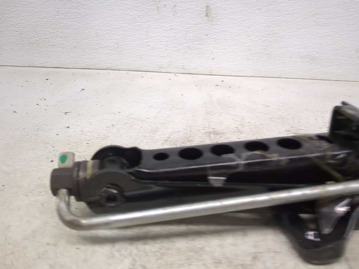 2012 Volvo V60 Spare Scissor Car Jack Black - Oemusedautoparts1.com