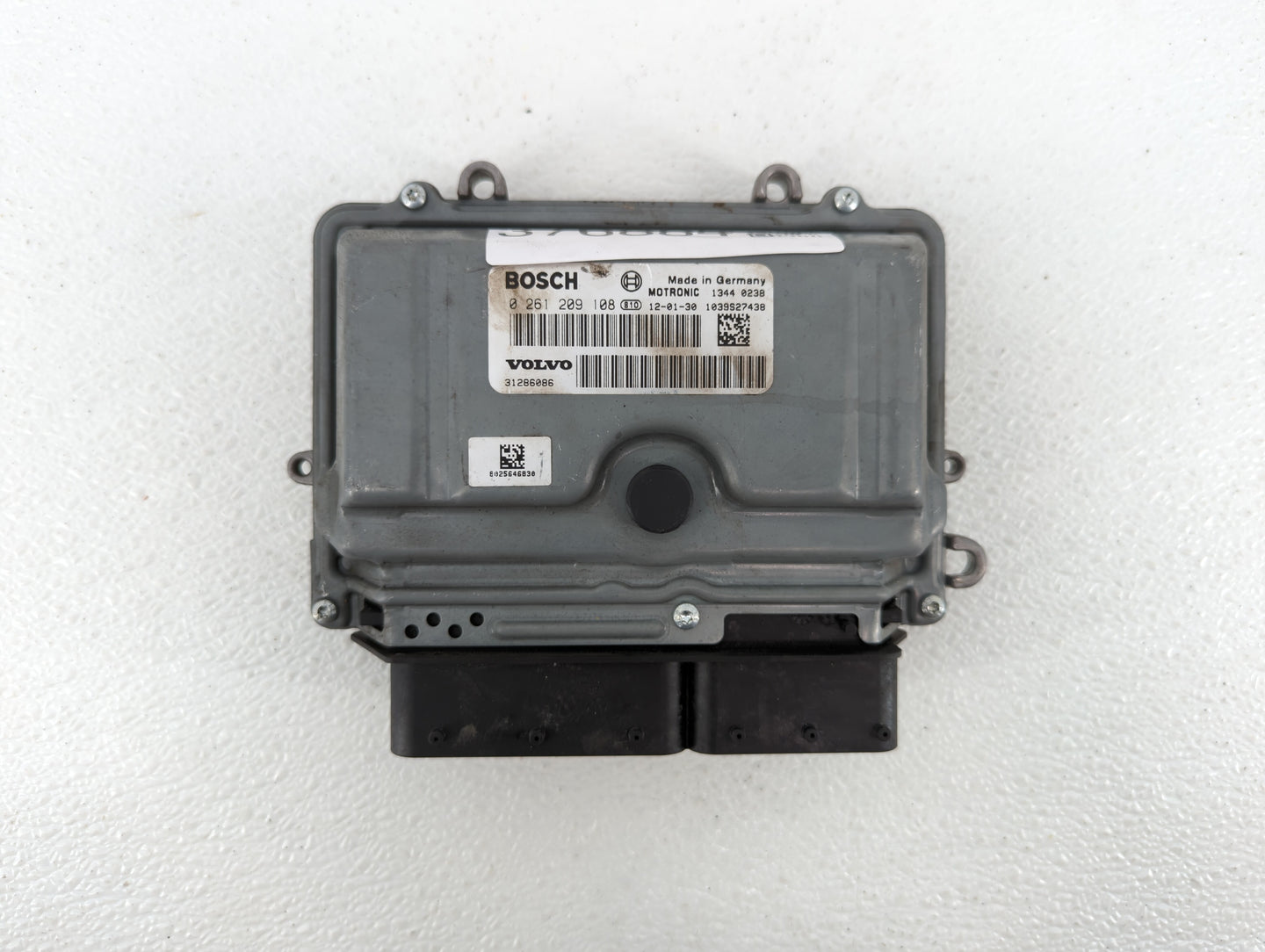 2012 Volvo V60 PCM Engine Control Computer ECU ECM PCU OEM P/N:0 261 209 563 0 261 209 108, 31286086, 1343 0003 Fits OEM Use