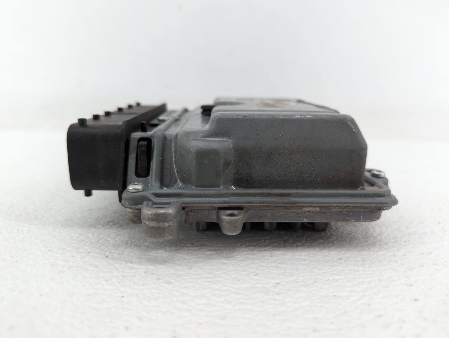 2012 Volvo V60 PCM Engine Control Computer ECU ECM PCU OEM P/N:0 261 209 563 0 261 209 108, 31286086, 1343 0003 Fits OEM Use