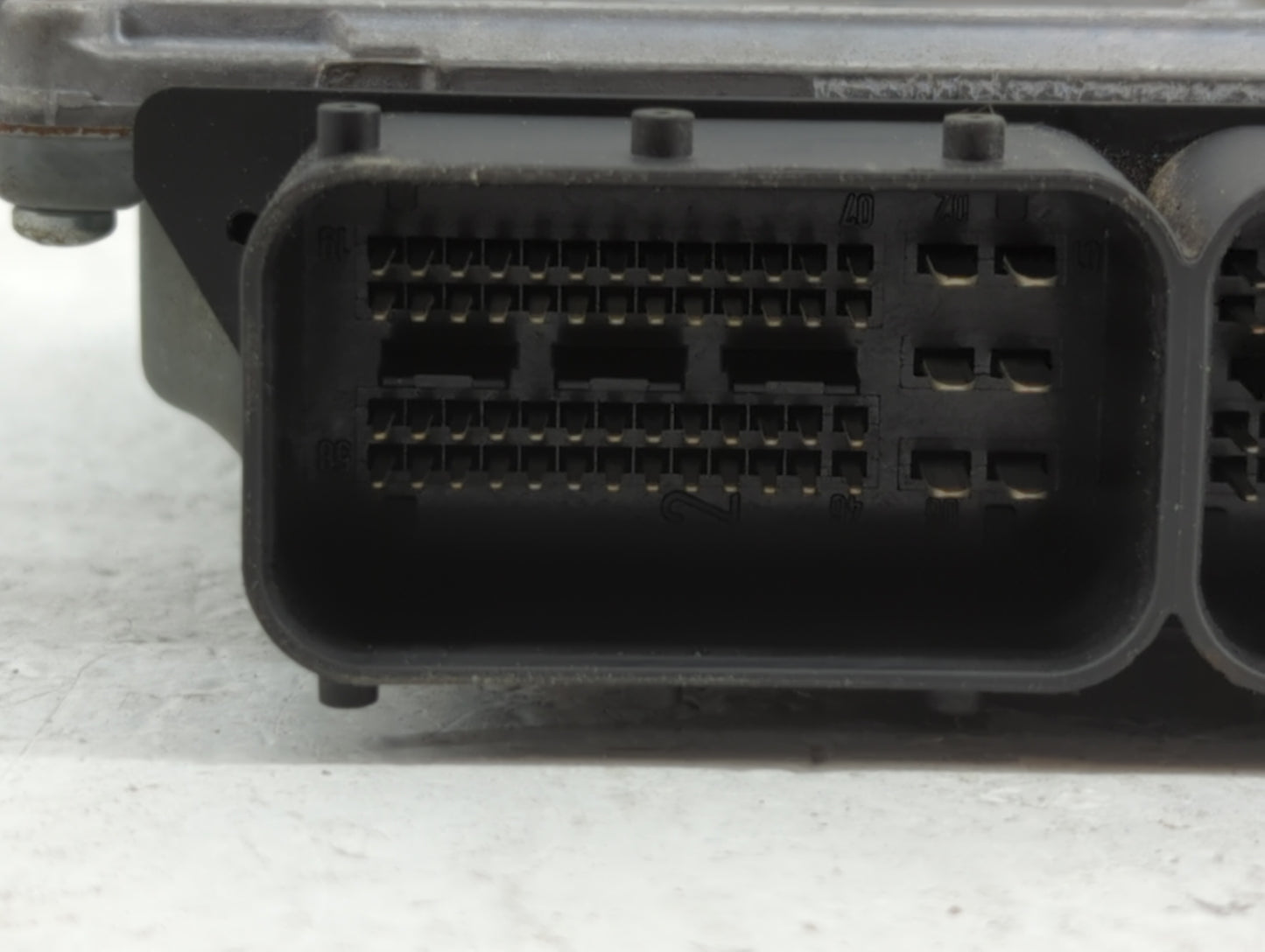 2012 Volvo V60 PCM Engine Control Computer ECU ECM PCU OEM P/N:1344 0798 0 261 209 563, 0 261 209 108, 31286086, 1343 0003 F