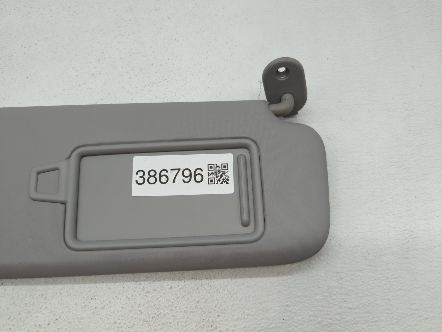 2015-2018 Volvo V60 Sun Visor Shade Replacement Passenger Right Mirror Fits Fits 2014 2015 2016 2017 2018 OEM Used Auto Part