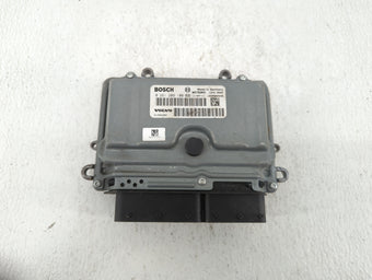 compare product 2012 Volvo V60 PCM Engine Control Computer ECU ECM PCU OEM P/N:1344 0798 0 261 209 563, 0 261 209 108, 31286086, 1343 0003 Fits OEM Used Auto Parts