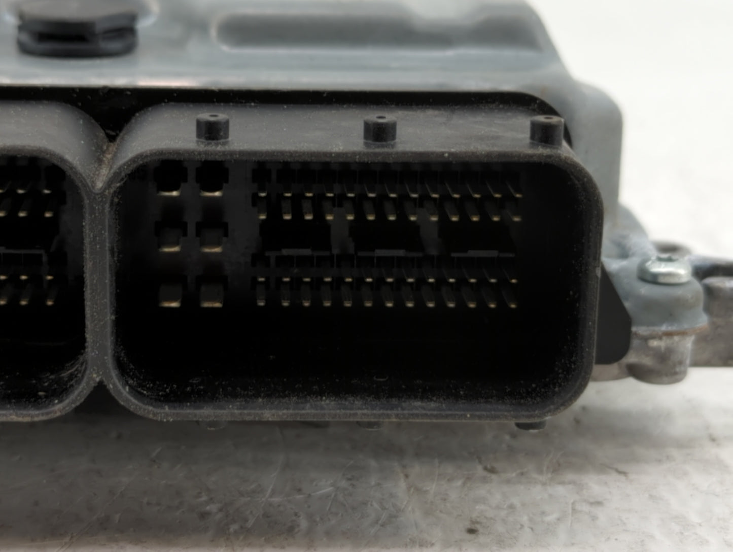 2012 Volvo V60 PCM Engine Control Computer ECU ECM PCU OEM P/N:1344 0798 0 261 209 563, 0 261 209 108, 31286086, 1343 0003 F