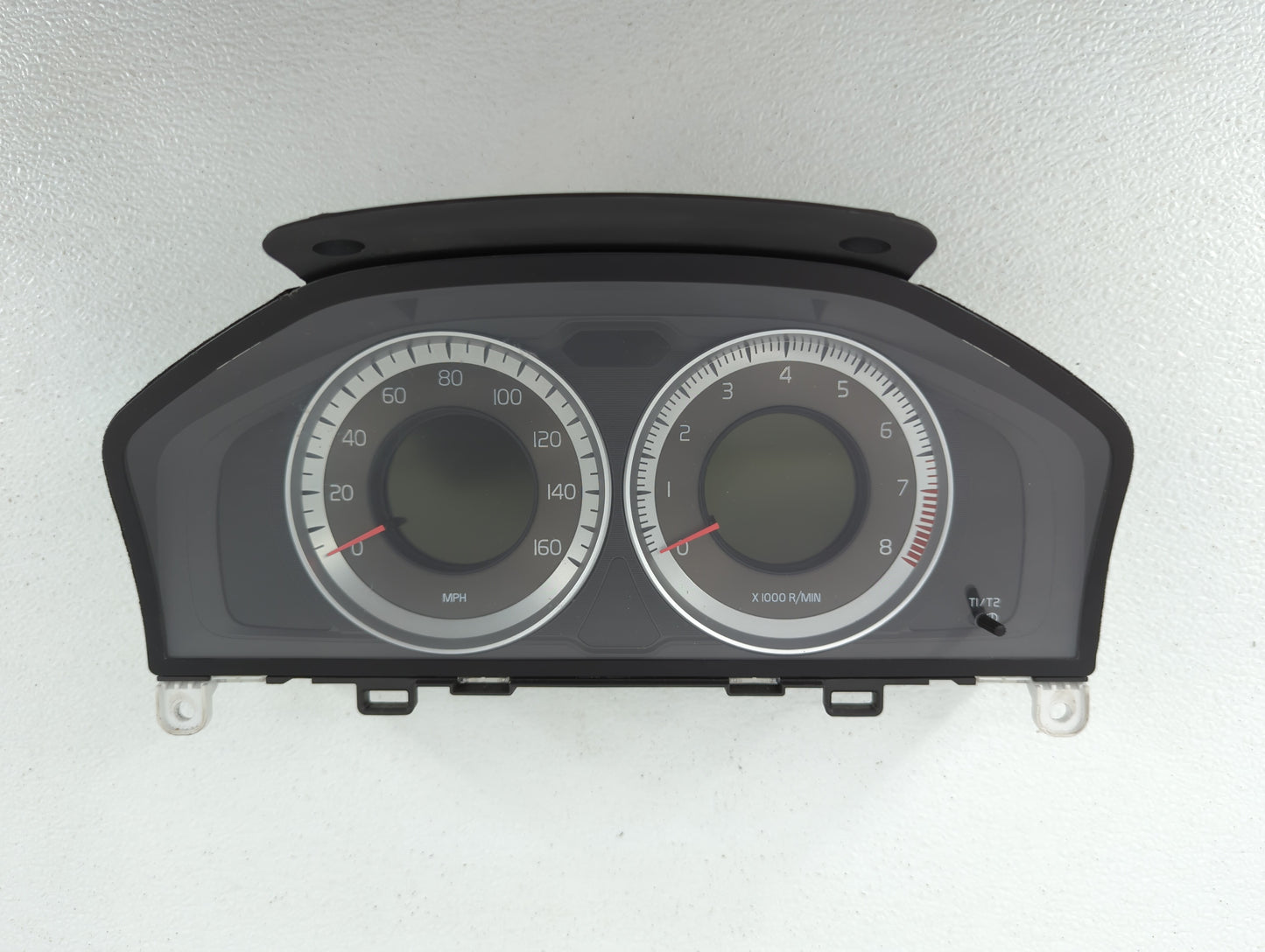 2012 Volvo V60 Instrument Cluster Speedometer Gauges P/N:31343326AA 31296371AB Fits Fits 2011 2013 2014 OEM Used Auto Parts 