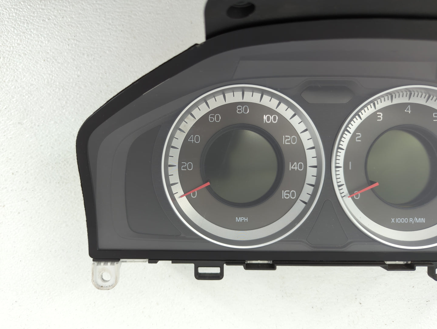 2012 Volvo V60 Instrument Cluster Speedometer Gauges P/N:31343326AA 31296371AB Fits Fits 2011 2013 2014 OEM Used Auto Parts 